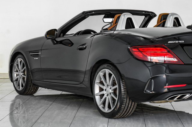 Used 2017 Mercedes-Benz SLC 43 AMG image 54