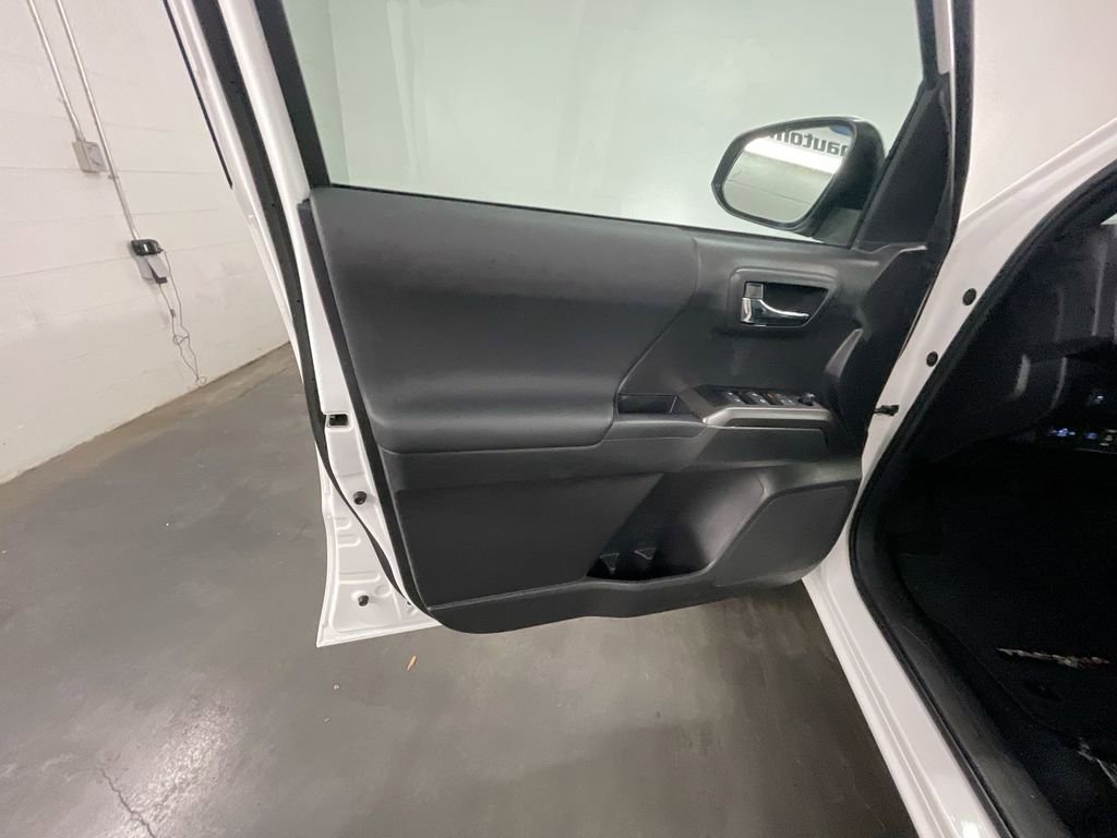 Used 2023 Toyota Tacoma TRD Off-Road image 20