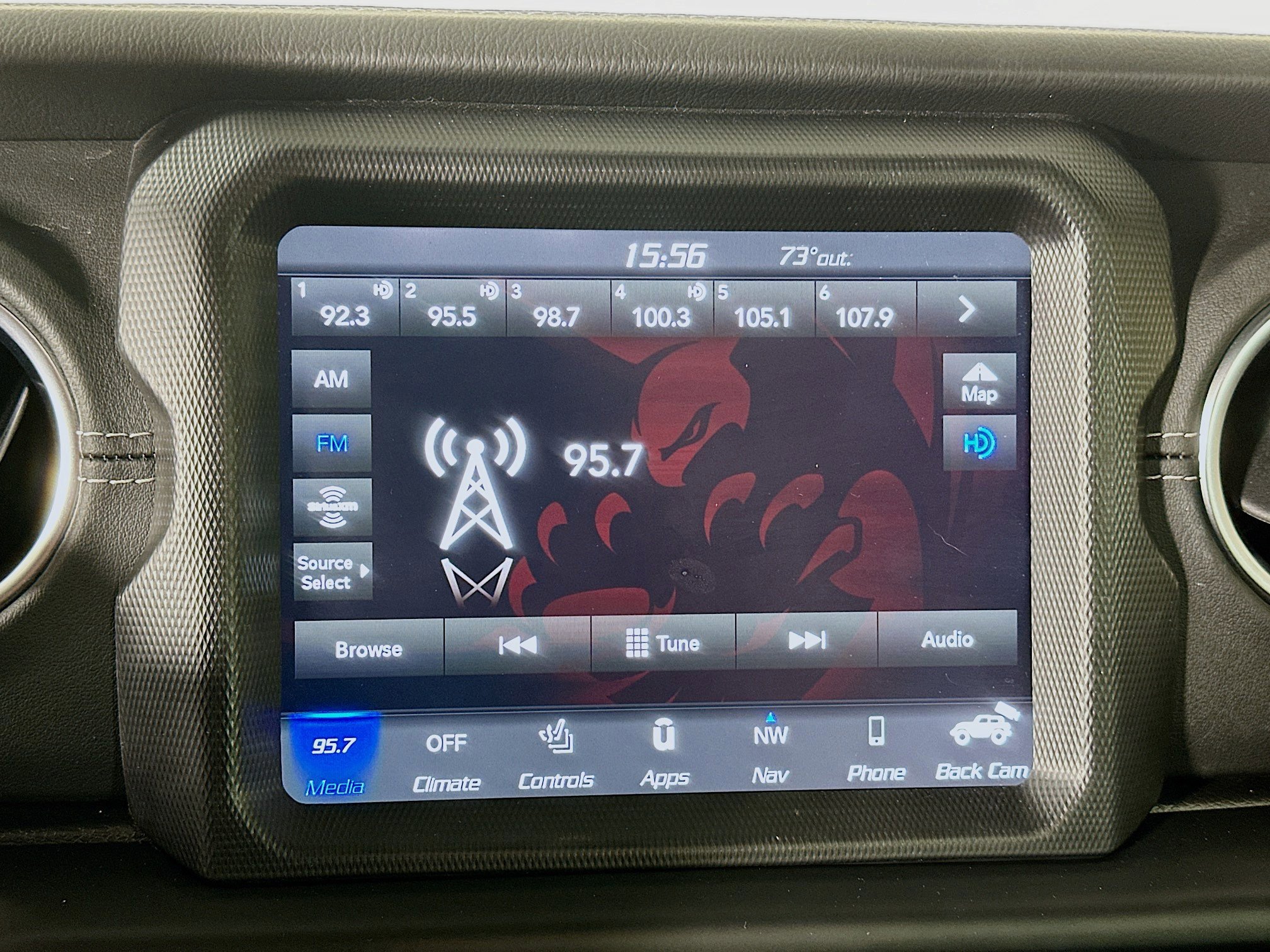 Used 2023 Jeep Wrangler Unlimited Sahara w/ Cold Weather Group AWD/4WD image 19