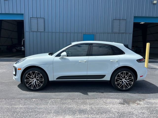 Used 2023 Porsche Macan Base image 92
