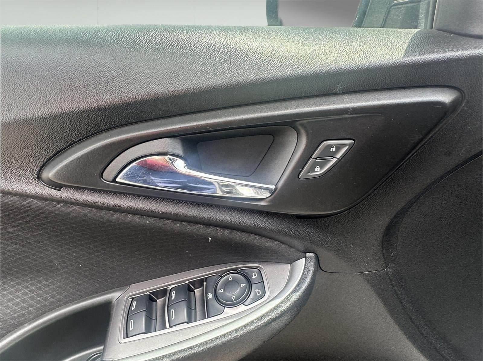 Used 2024 Chevrolet Malibu LT FWD image 16