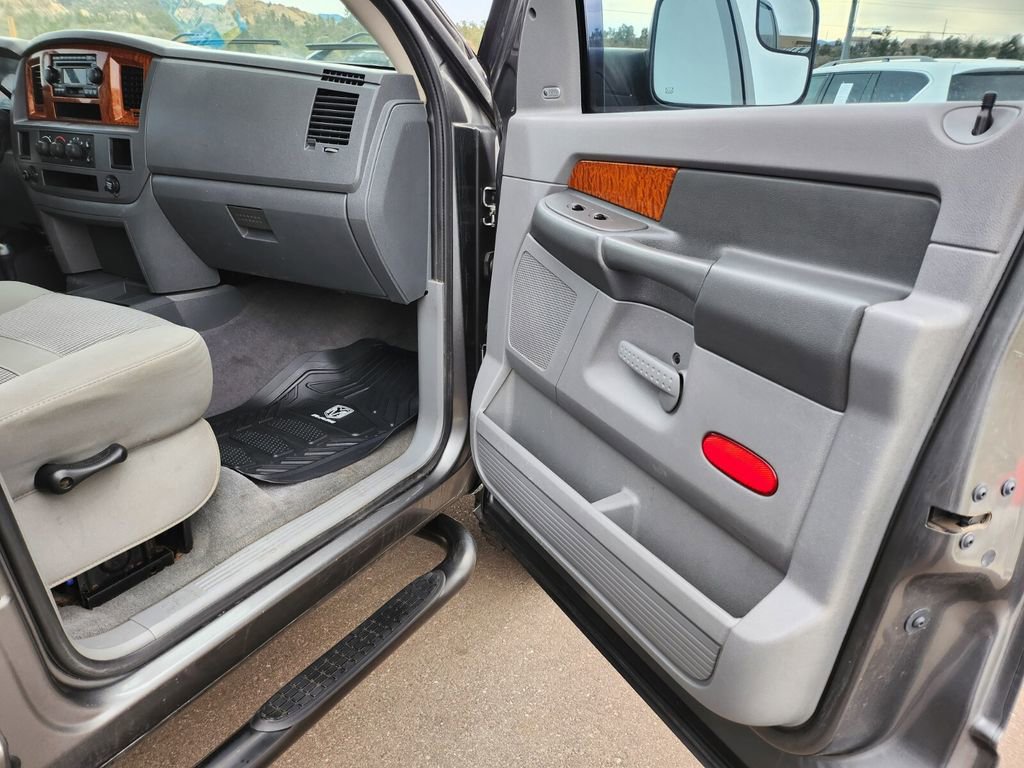 Used 2006 Dodge Ram 2500 Truck SLT w/ Quad Cab Big Horn Value Group image 25