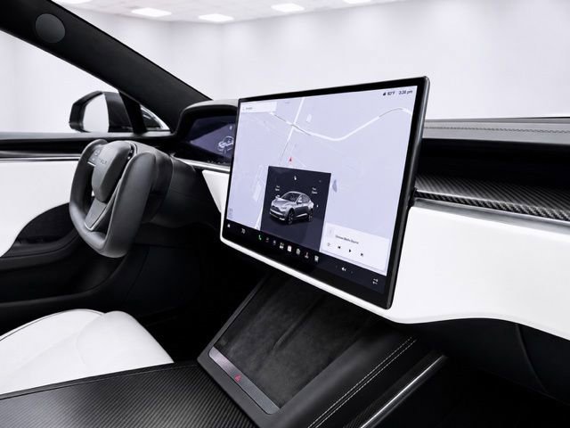 Used 2022 Tesla Model S Plaid AWD/4WD image 16