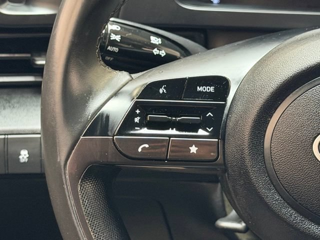 Used 2025 Hyundai Elantra Sport FWD image 17