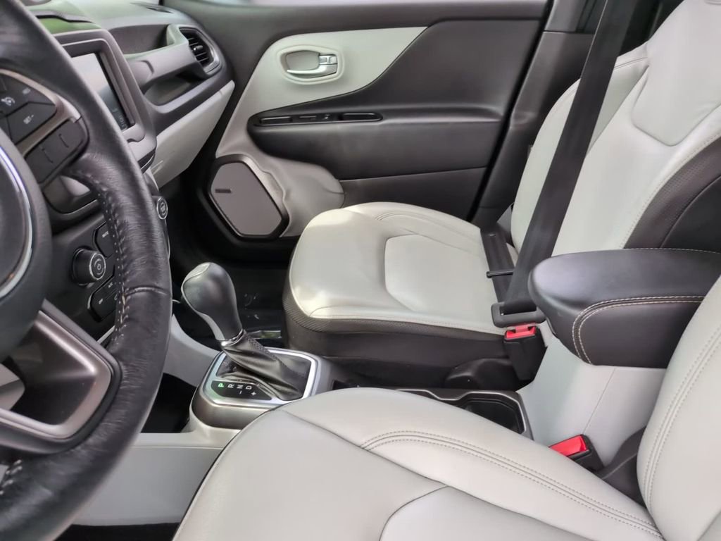 Used 2020 Jeep Renegade Limited FWD image 27