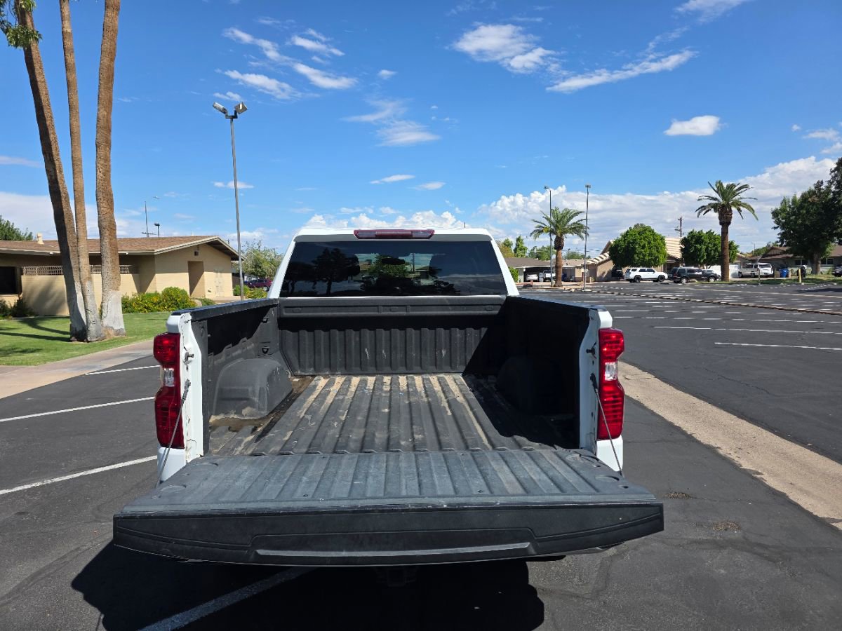 Used 2021 Chevrolet Silverado 1500 LT image 11