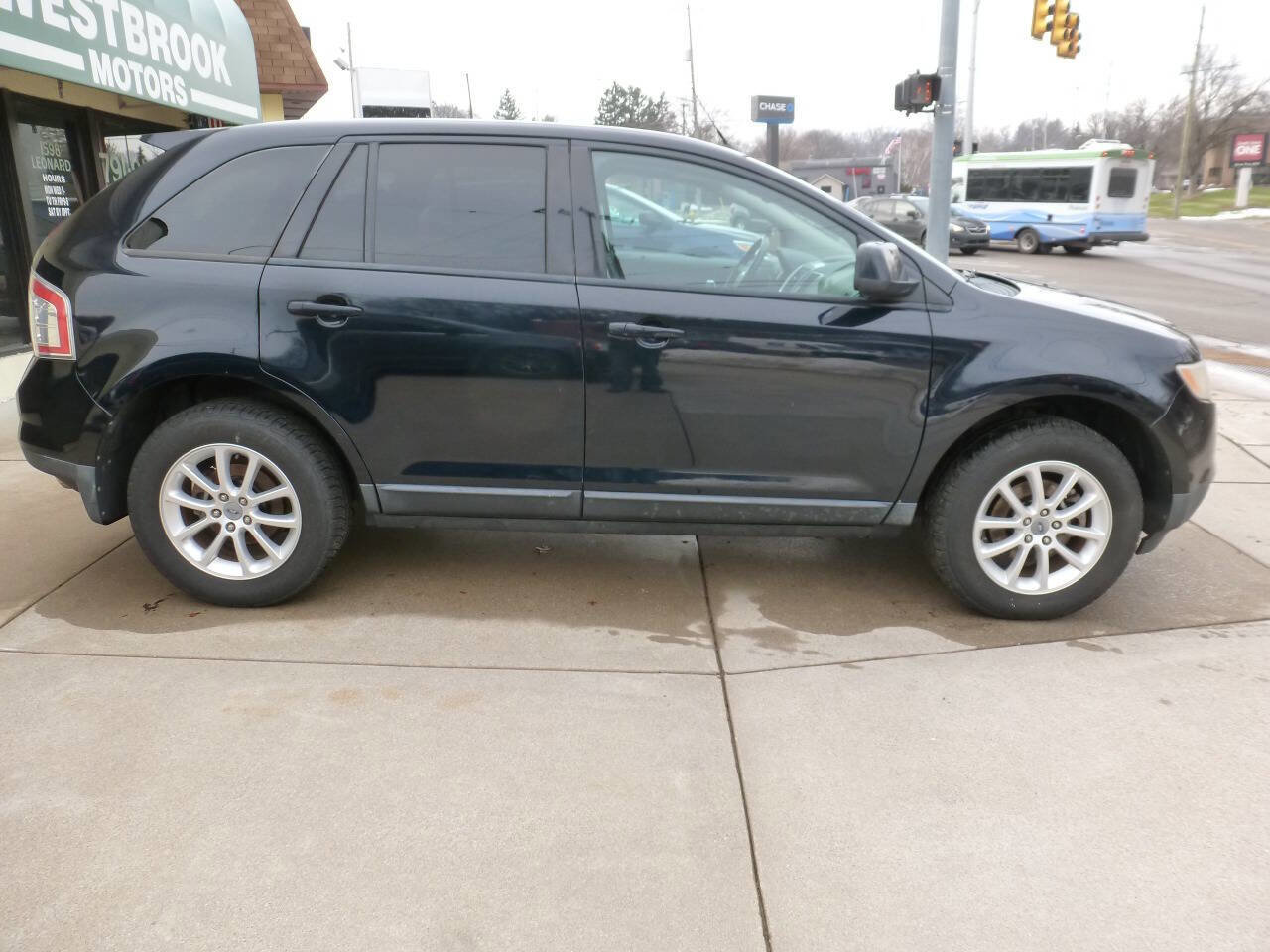 Used 2009 Ford Edge SEL image 5