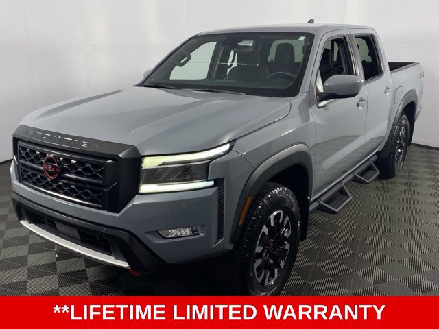 Used 2024 Nissan Frontier PRO-4X w/ Technology Package AWD/4WD image 3