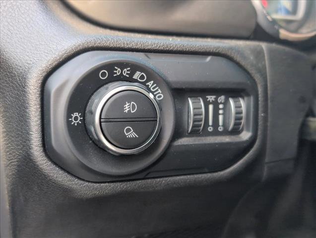 Used 2020 Jeep Gladiator Overland image 15
