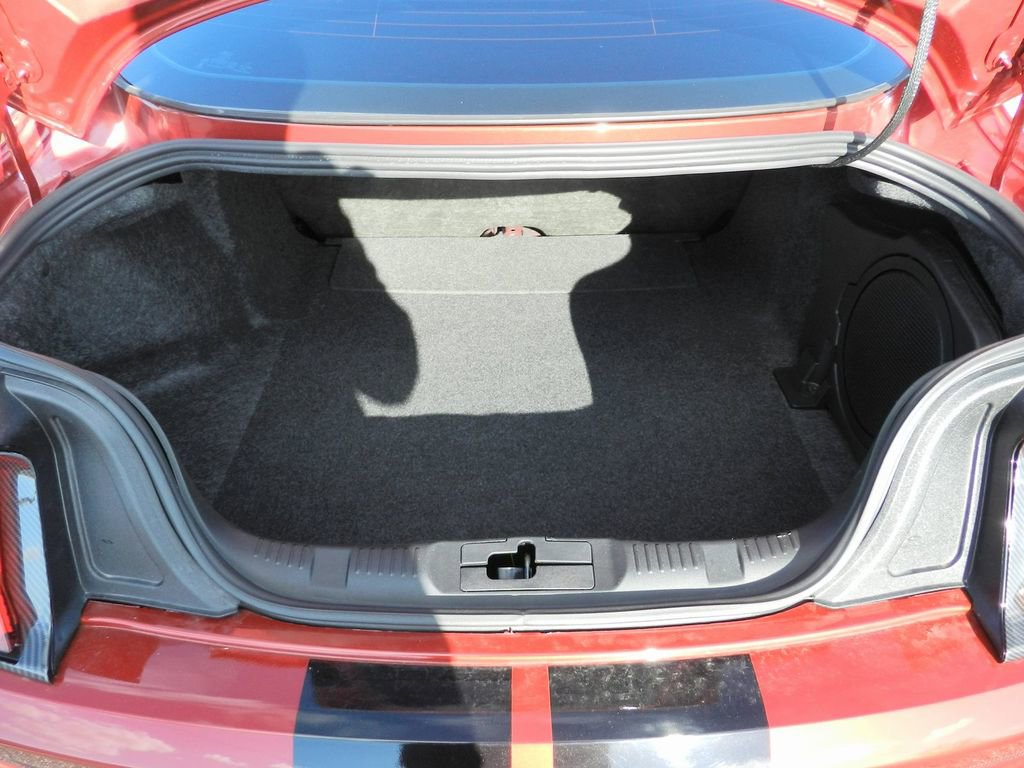 Used 2022 Ford Mustang Shelby GT500 w/ Carbon Fiber Track Pack image 12