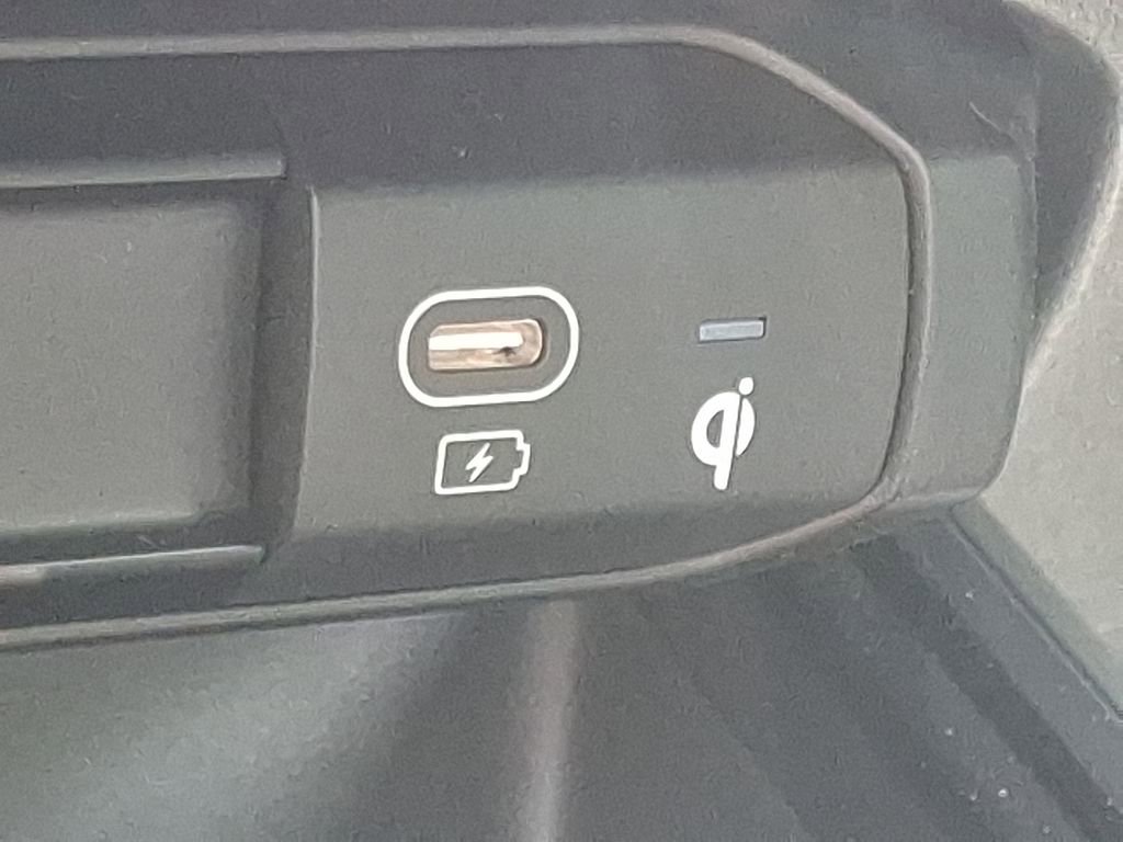 New 2025 Kia Niro EX Touring image 21