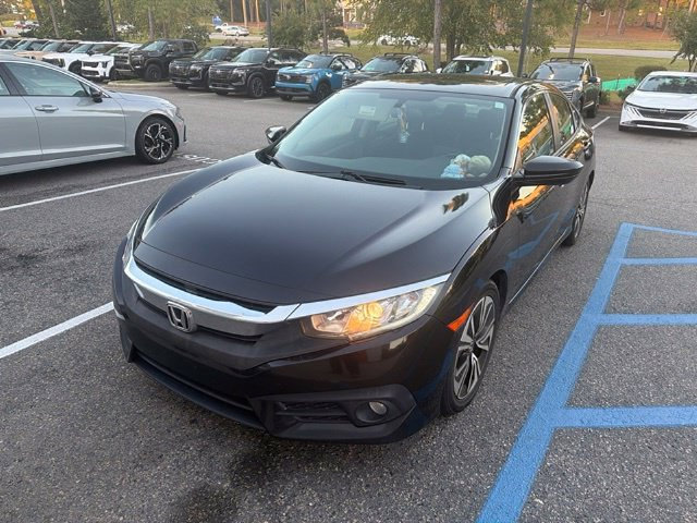 Used 2018 Honda Civic EX-T image 2