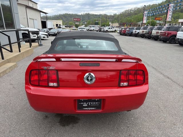 Used 2006 Ford Mustang Premium image 4