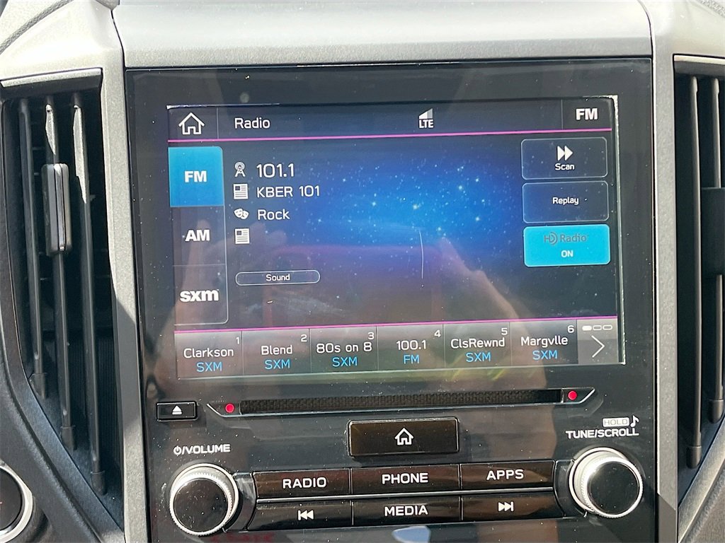 Used 2021 Subaru Crosstrek 2.5i Sport w/ Moonroof Package image 14