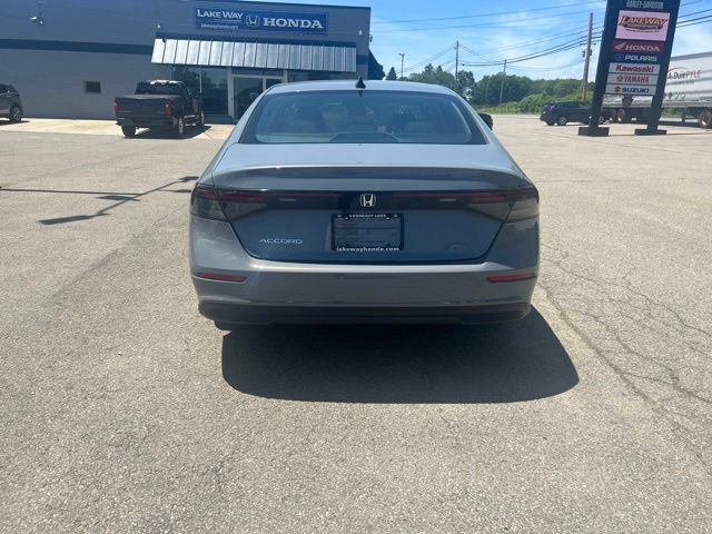 New 2025 Honda Accord SE image 6