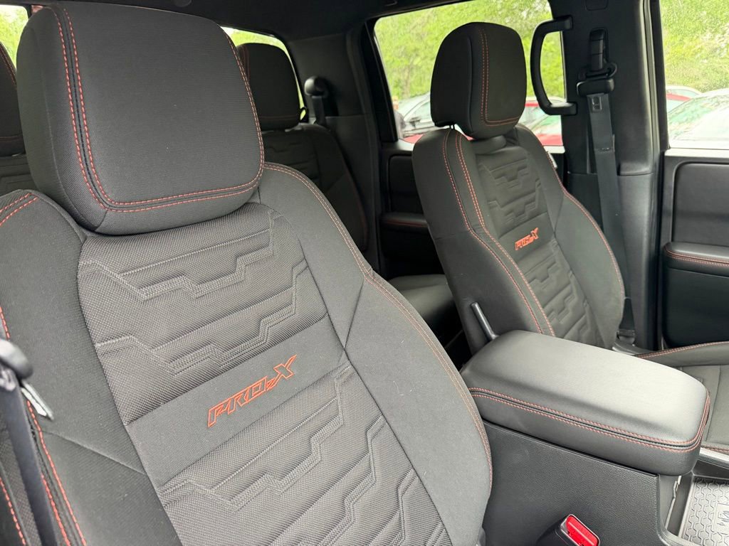 Used 2023 Nissan Frontier Pro-X w/ Pro Convenience Package image 9