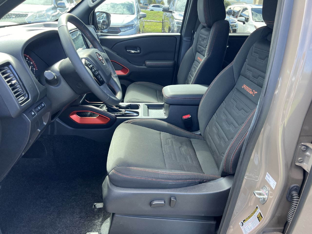 Used 2023 Nissan Frontier Pro-X w/ Technology Package RWD image 9