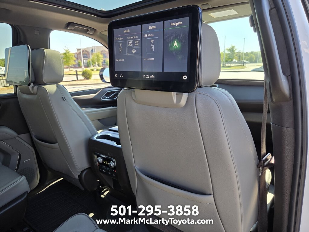 Used 2021 GMC Yukon SLT w/ SLT Premium Package AWD/4WD image 16
