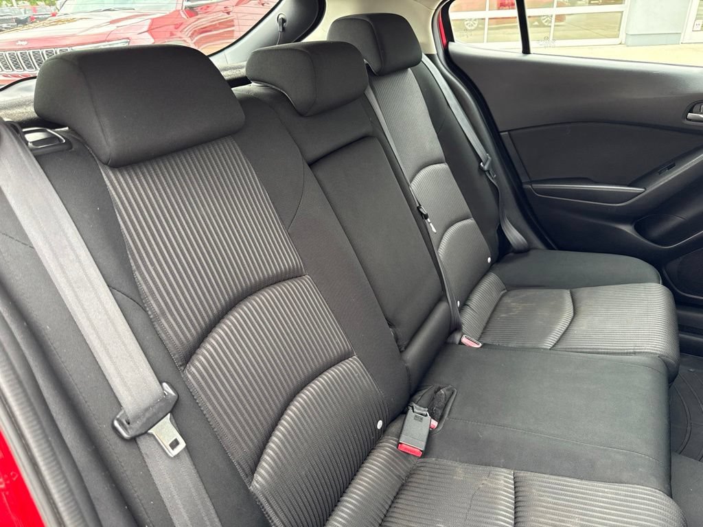 Used 2016 MAZDA MAZDA3 i Sport w/ Preferred Equipment Package FWD image 41