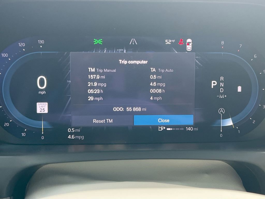 Used 2024 Volvo XC90 B6 Plus w/ Protection Package Premier image 12