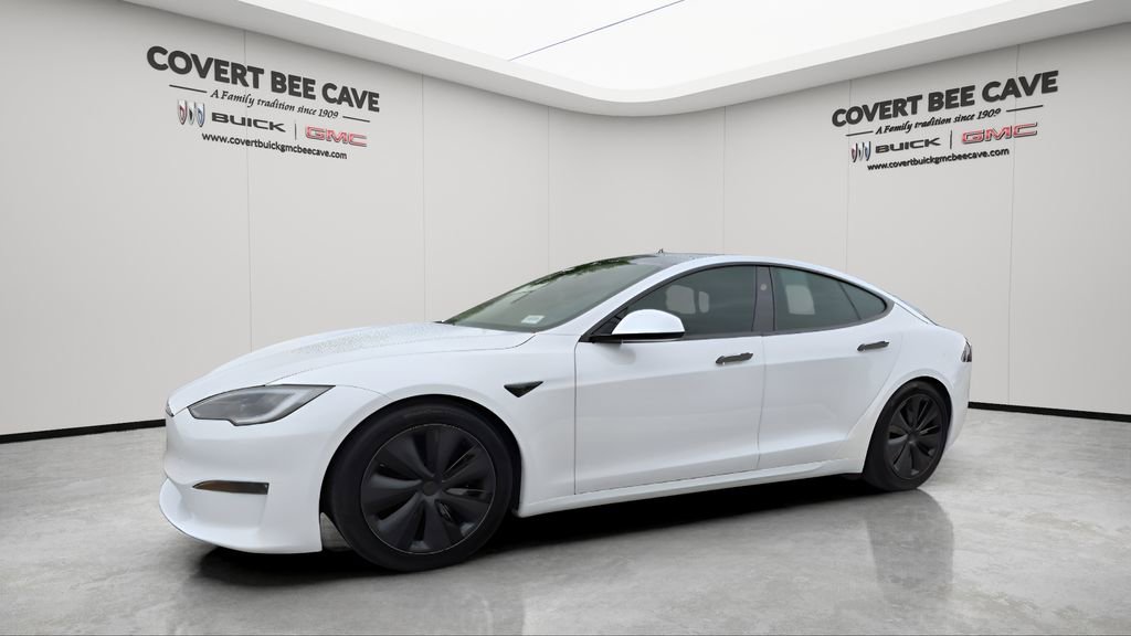 Used 2023 Tesla Model S Standard Range image 4