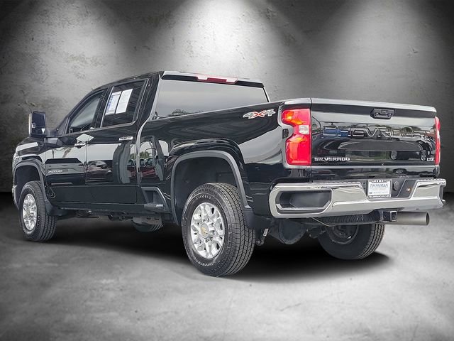 Used 2024 Chevrolet Silverado 2500 LTZ AWD/4WD image 4