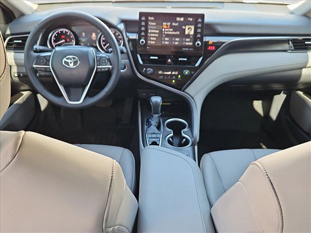 Used 2024 Toyota Camry XLE FWD image 17