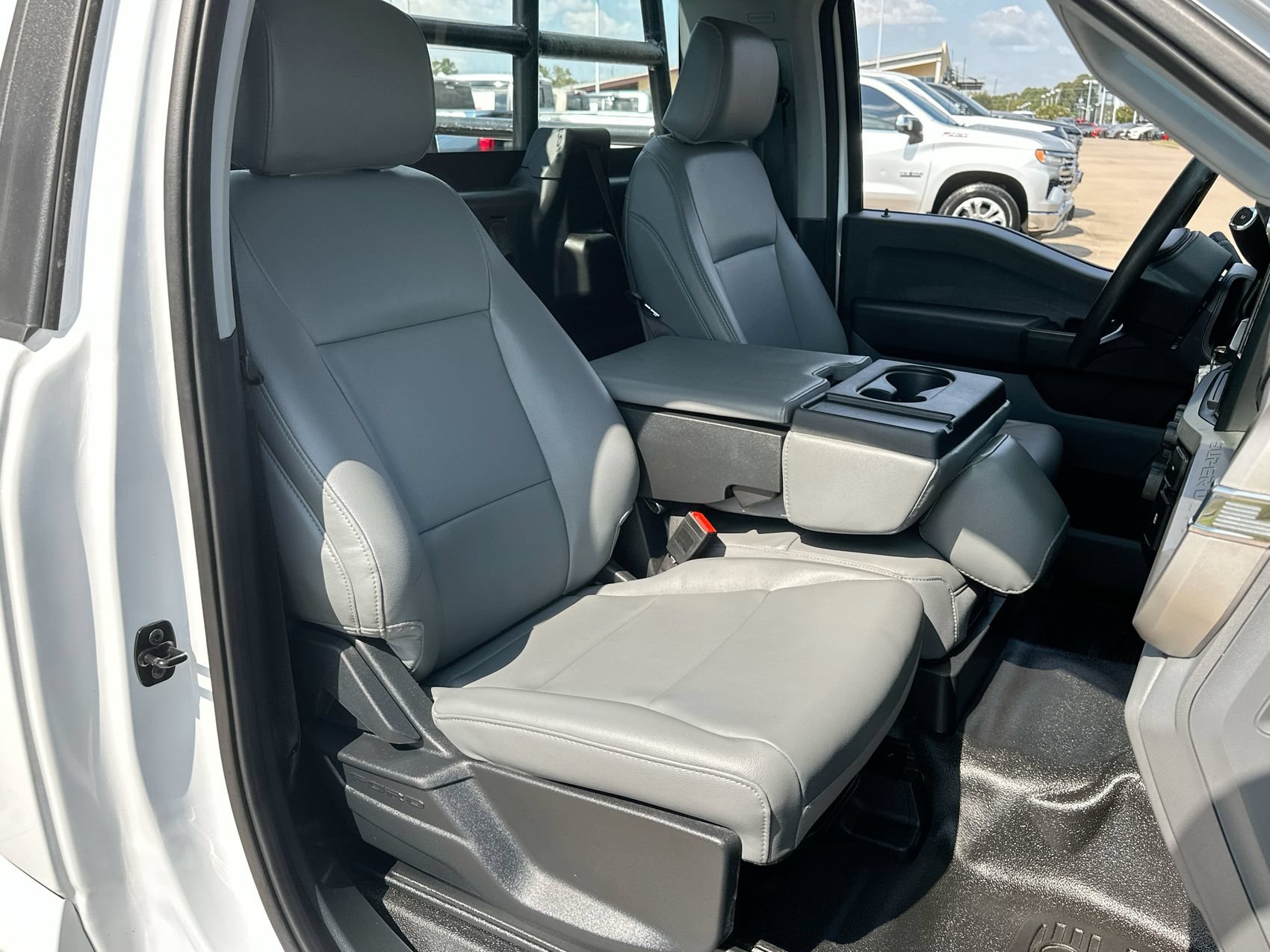 Used 2024 Ford F250 XL RWD image 23