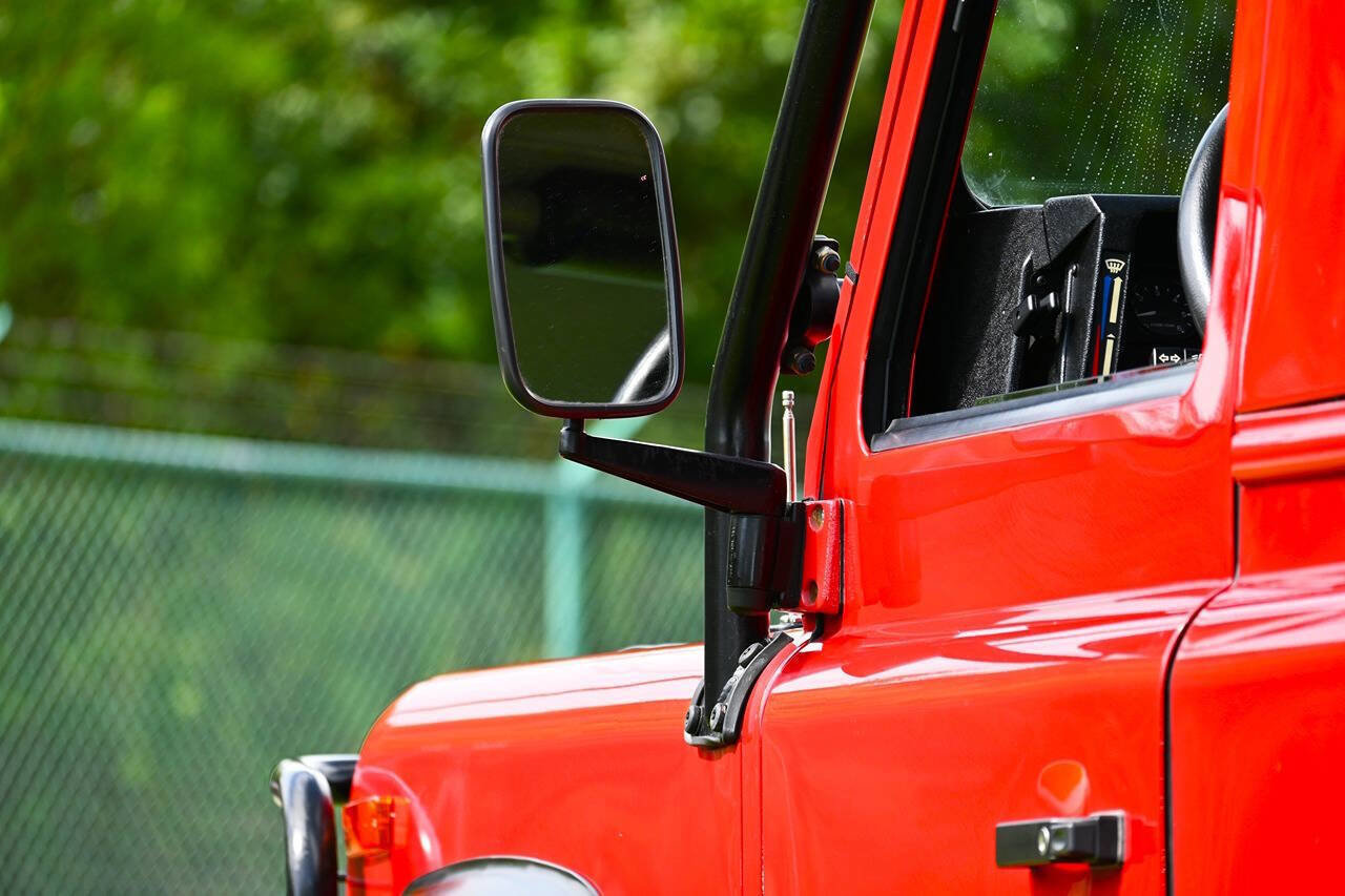 Used 1997 Land Rover Defender 90 AWD/4WD image 16