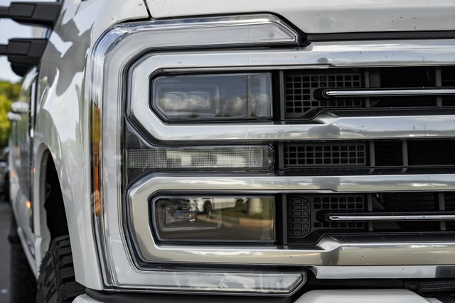 New 2026 Ford F350 4x4 Crew Cab Super Duty image 15