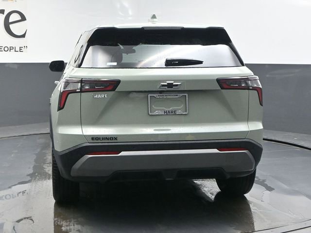 New 2026 Chevrolet Equinox LT w/ Convenience Package II image 13