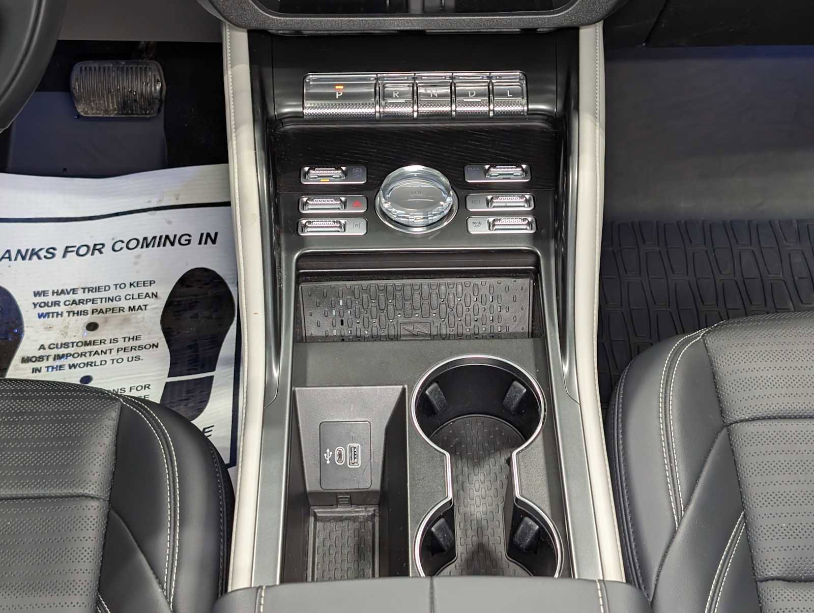 Certified 2025 Lincoln Nautilus Reserve image 17