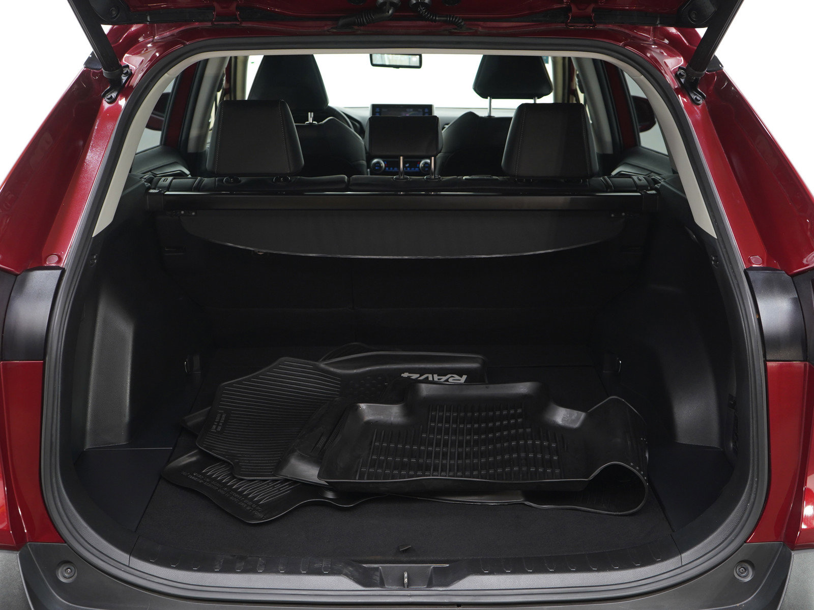 Used 2019 Toyota RAV4 Limited AWD/4WD image 17