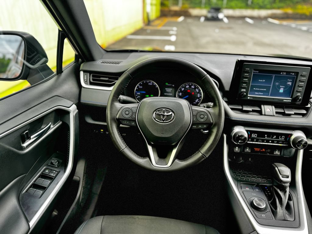Used 2022 Toyota RAV4 SE w/ Convenience Package AWD/4WD image 27