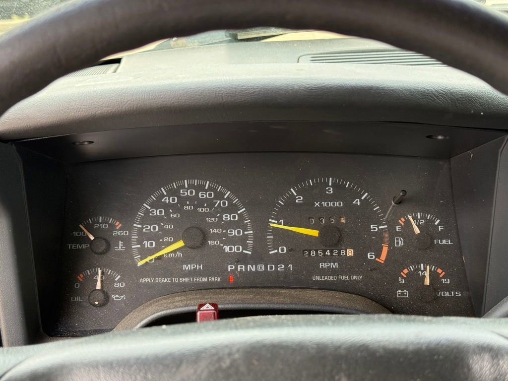 Used 1996 Chevrolet S10 Pickup 2WD Regular Cab image 16