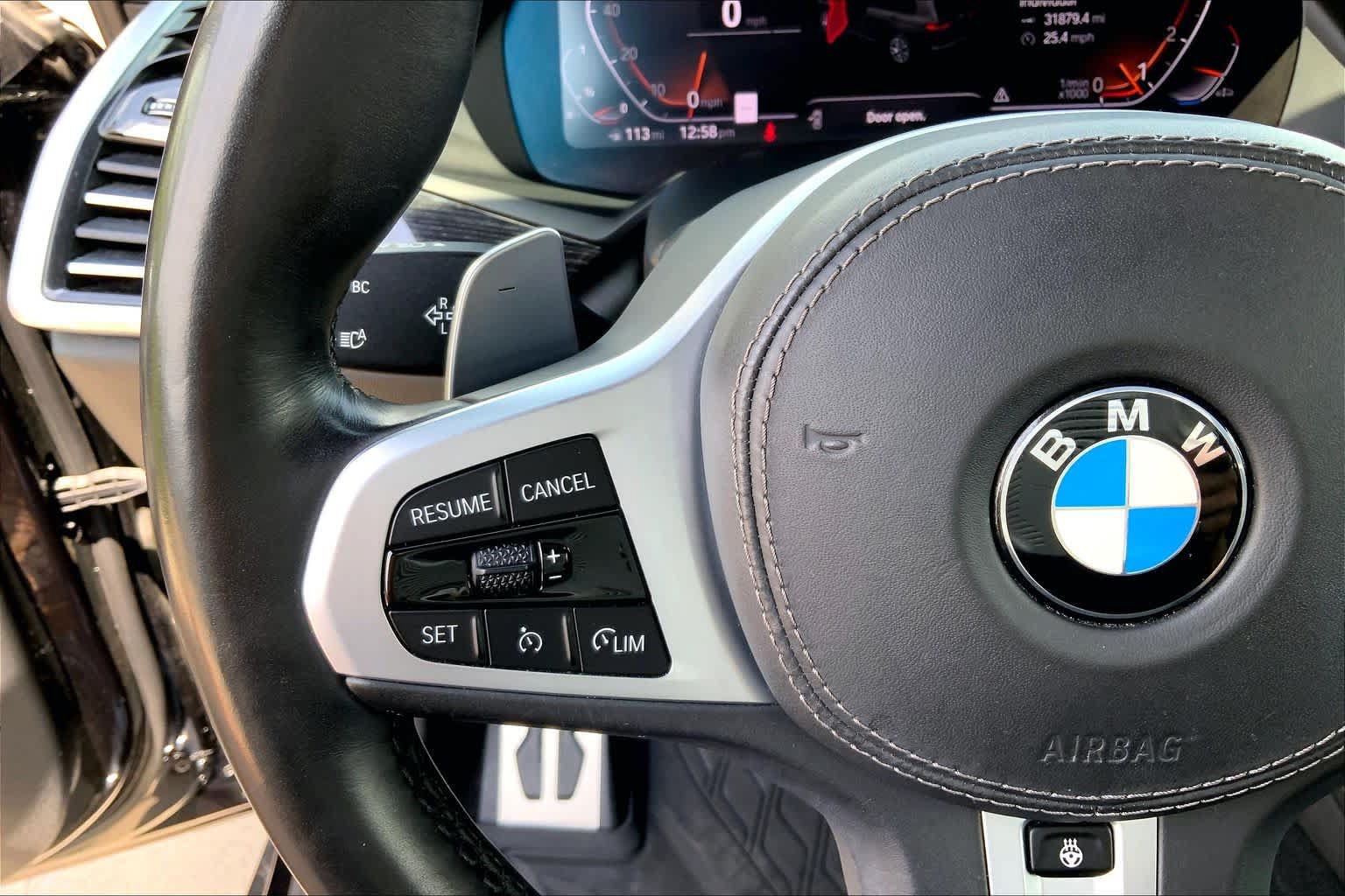 Used 2020 BMW X7 xDrive40i w/ M Sport Package AWD/4WD image 22