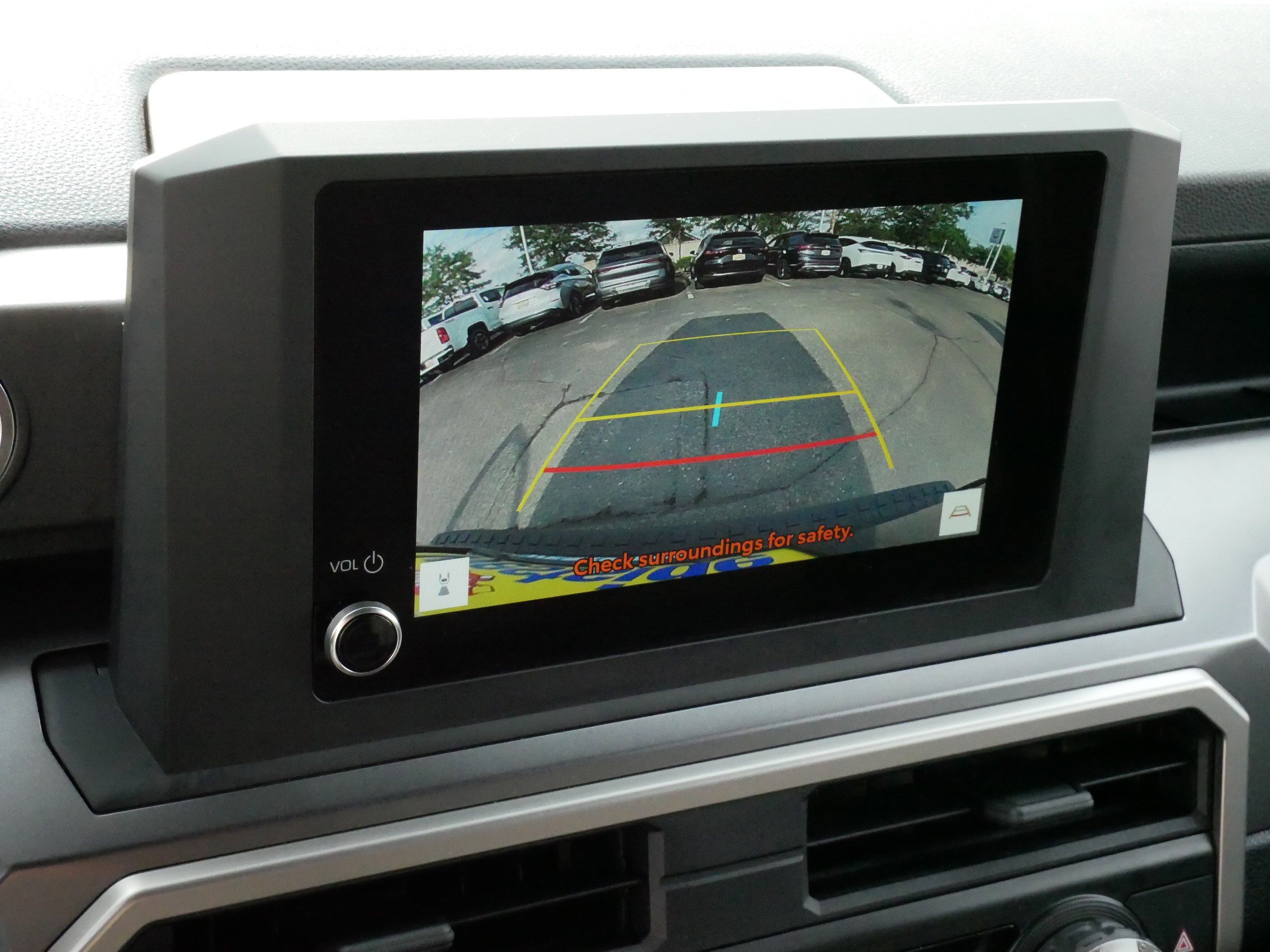 Used 2025 Toyota 4Runner SR5 AWD/4WD image 31
