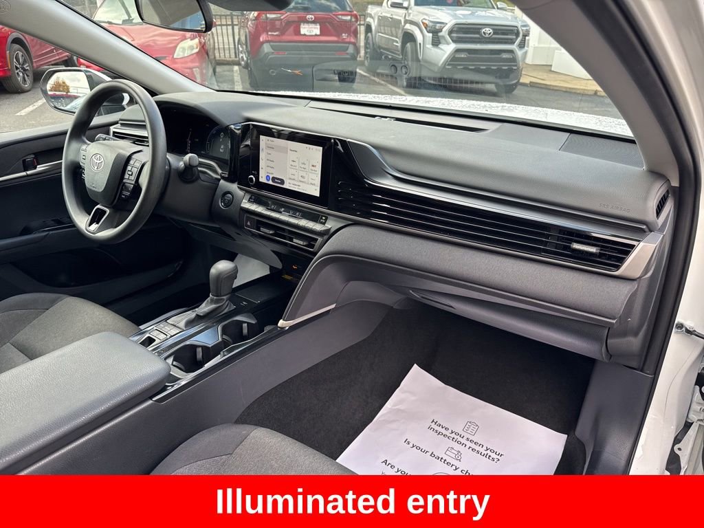 Used 2025 Toyota Camry LE image 24