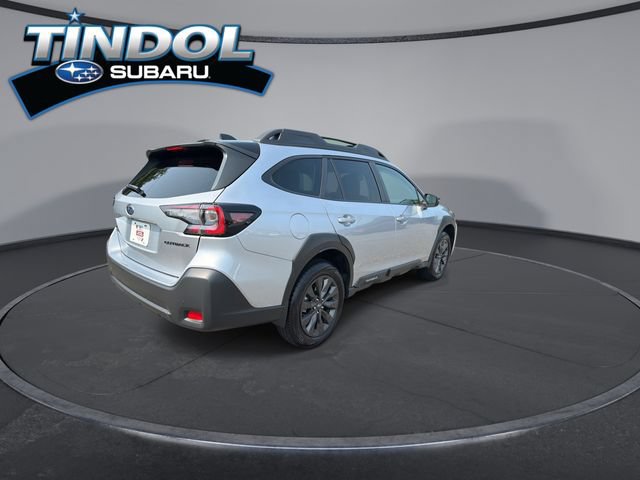 Certified 2025 Subaru Outback Onyx Edition w/ Tech Package 2 AWD/4WD image 8