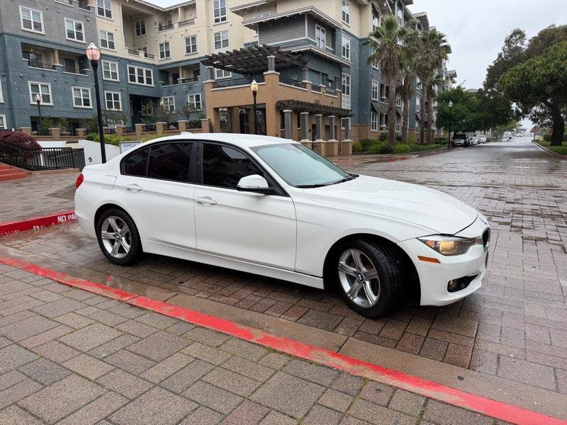 Used 2014 BMW 320i Sedan RWD image 13