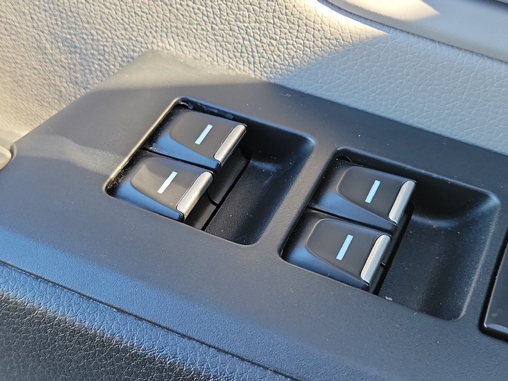 Used 2025 Honda Pilot EX-L image 28
