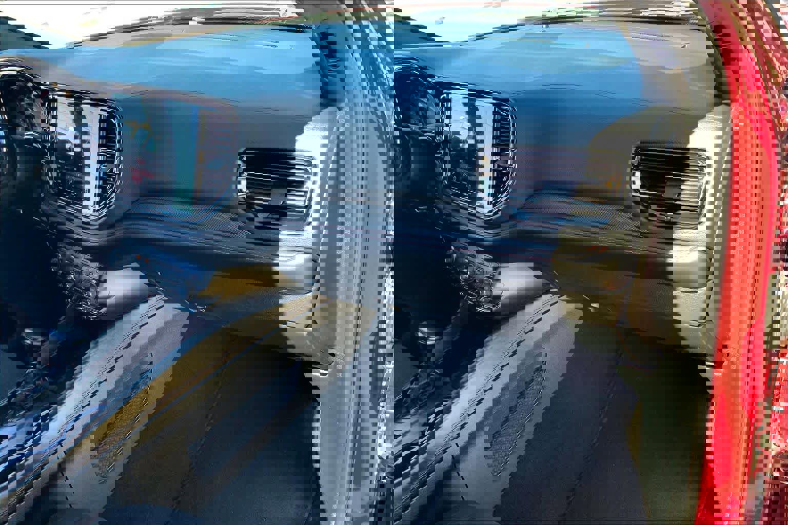 Used 2023 Dodge Durango GT image 17