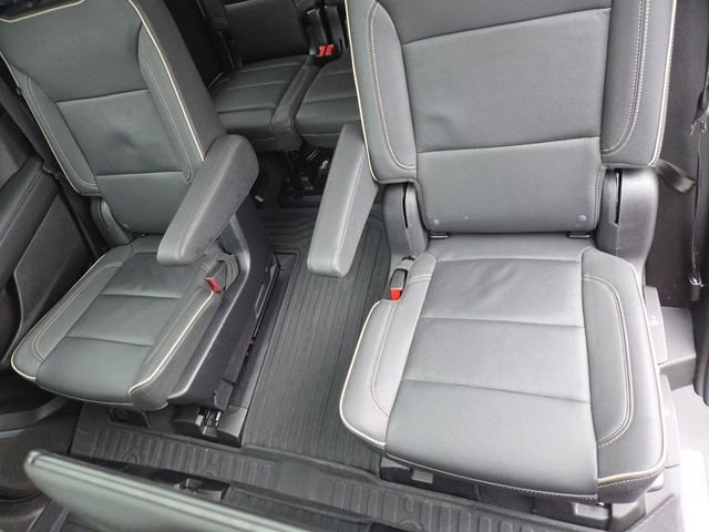Used 2023 Chevrolet Tahoe Premier w/ Premium Package AWD/4WD image 33