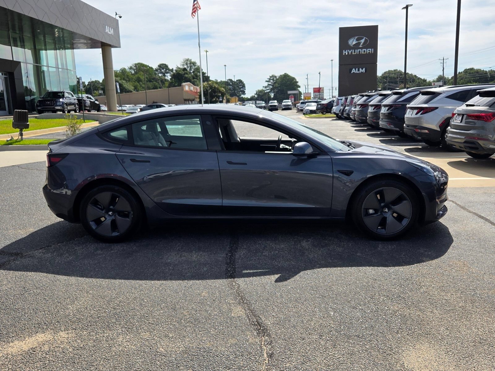 Used 2023 Tesla Model 3 Long Range AWD/4WD image 15