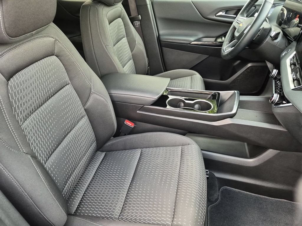 Used 2025 Chevrolet Equinox LT AWD/4WD image 31