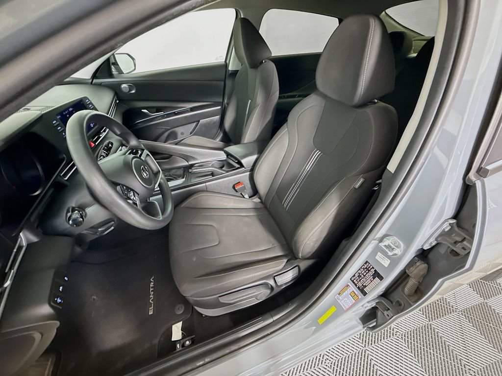 Used 2022 Hyundai Elantra SEL FWD image 20