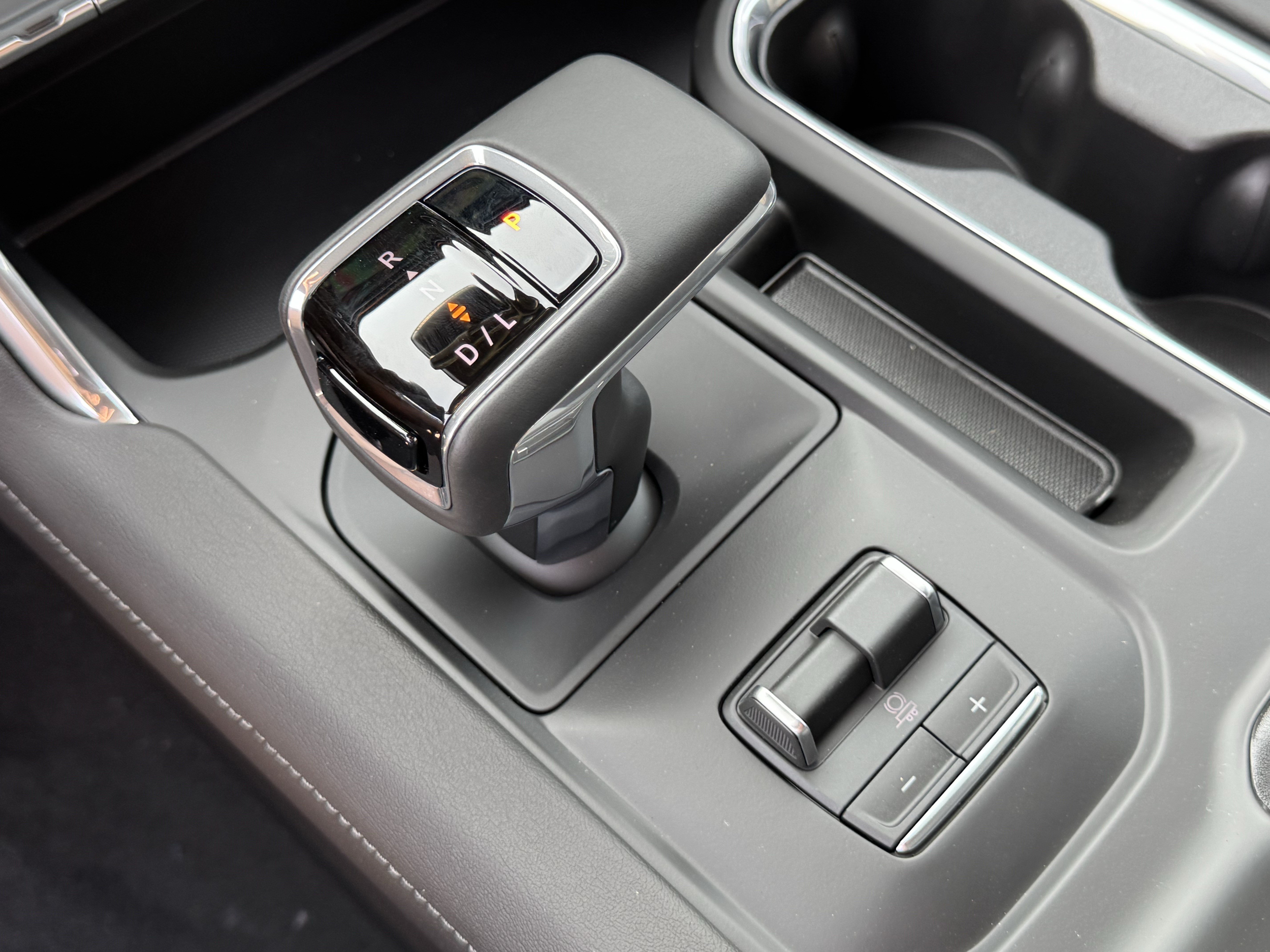 New 2026 GMC Sierra 1500 Denali w/ Technology Package RWD image 17