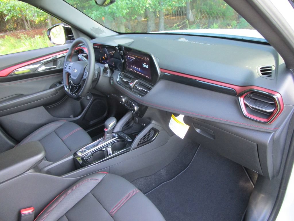 New 2026 Chevrolet TrailBlazer RS w/ Convenience Package FWD image 26