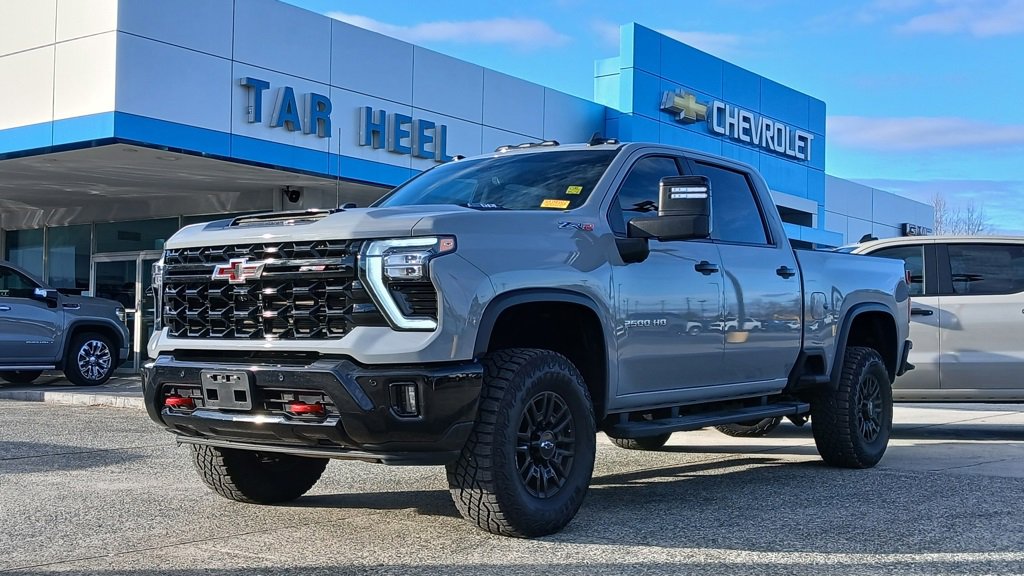 Used 2025 Chevrolet Silverado 2500 ZR2 w/ Technology Package