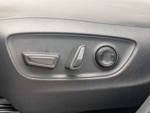 Used 2026 Toyota Grand Highlander AWD Hybrid image 18
